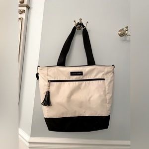 Logan and Lenora / Canvella daytripper bag, weekend trip.